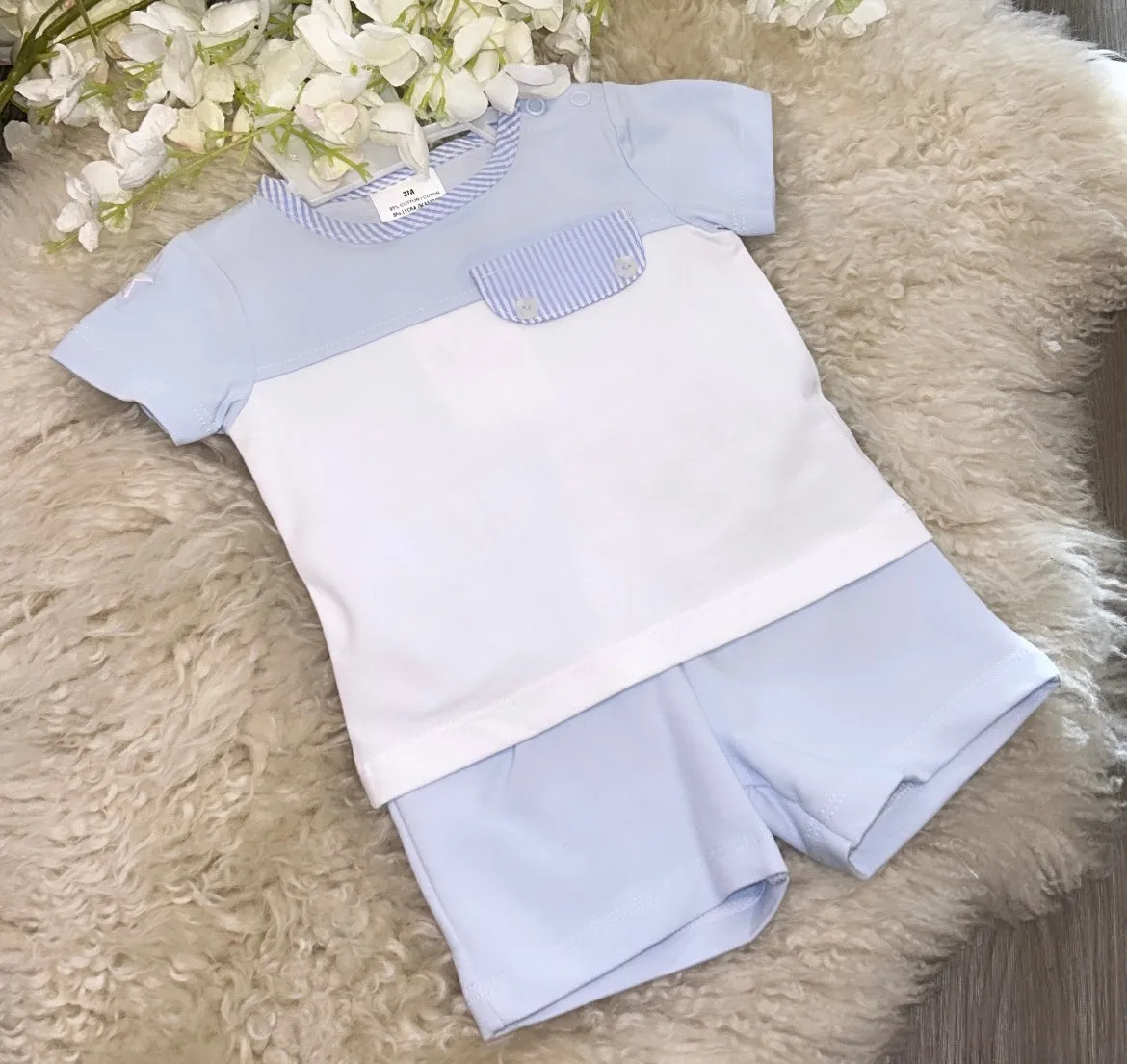 Pocket style baby blue shorts and tshirt